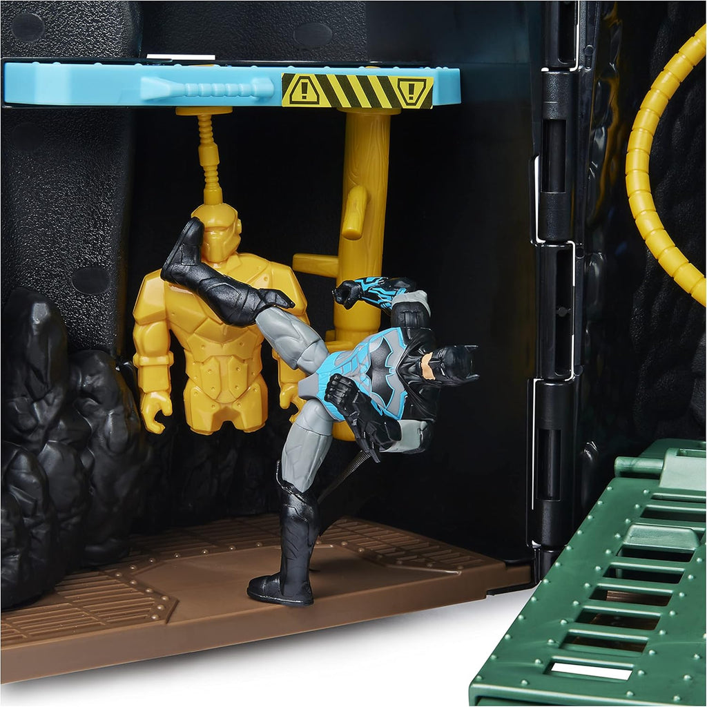 Batman Bat-Tech Batcave Giant Transforming Playset with 4” Batman Figure Y2119