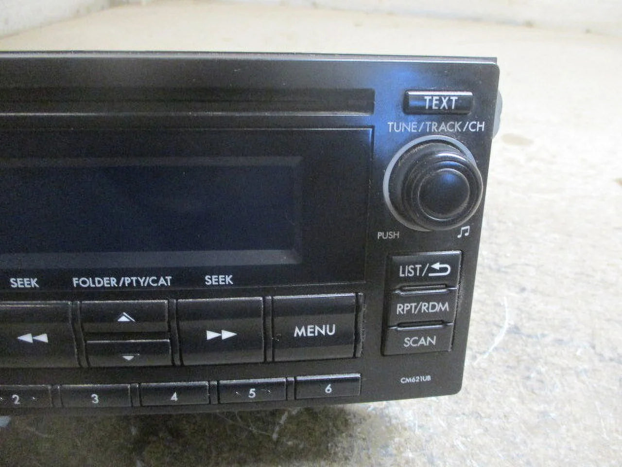 OEM Subaru Impreza CD MP3 WMA Player Radio D27329