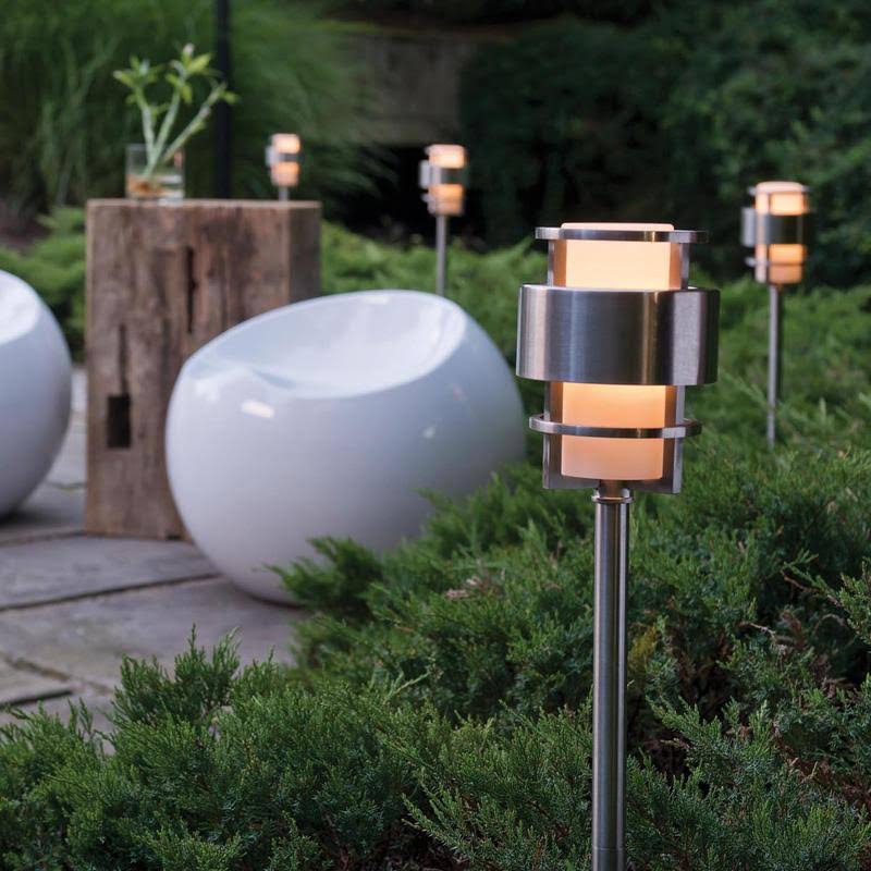 Metro Bronze Landscape Path Light V187