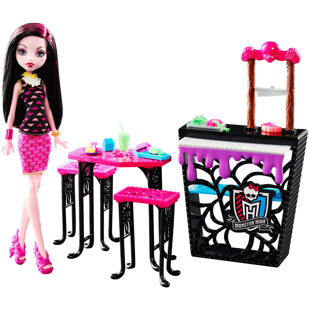 Beast Bites Cafe Draculaura Doll u0026 Playset B60304