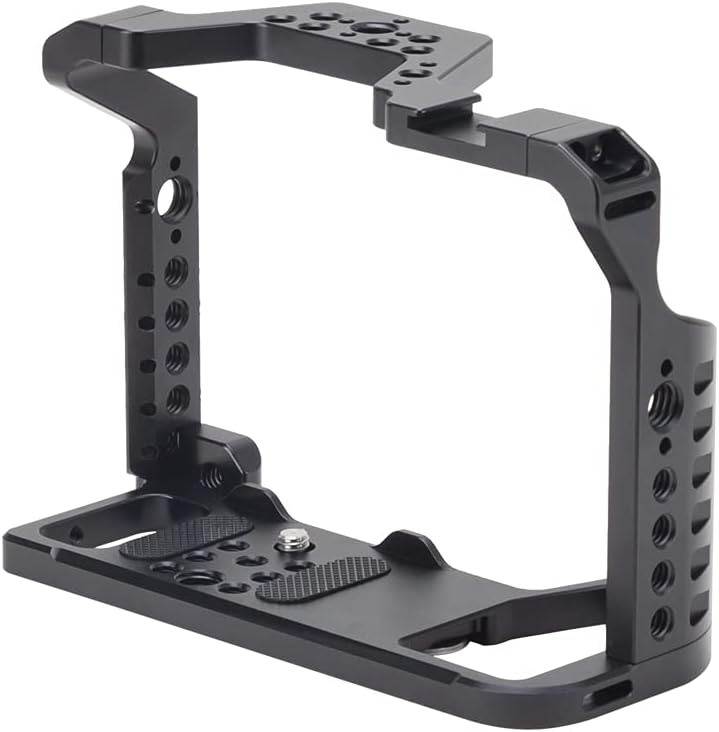 Cage for Panasonic Lumix S5 with Built-in NATO Rail M571445