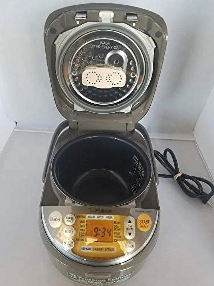 5.5 Cup Stainless Black Rice Cooker M8988