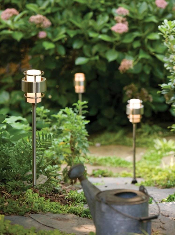 Metro Bronze Landscape Path Light V187