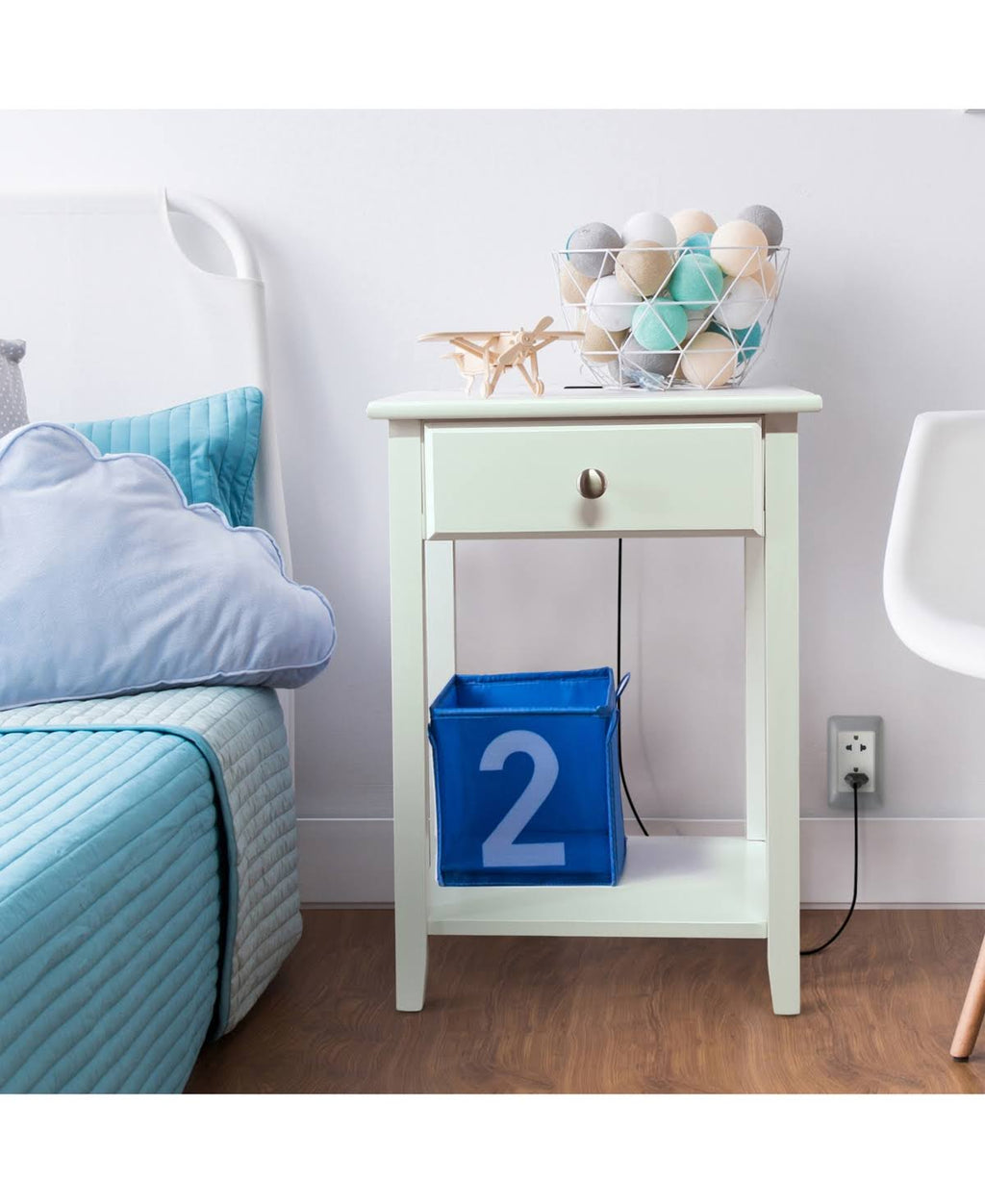 White Nightstand with USB Port R6755