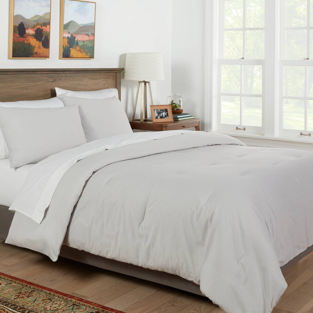 Light Gray Cotton Sateen Comforter & Sham Set Q633890