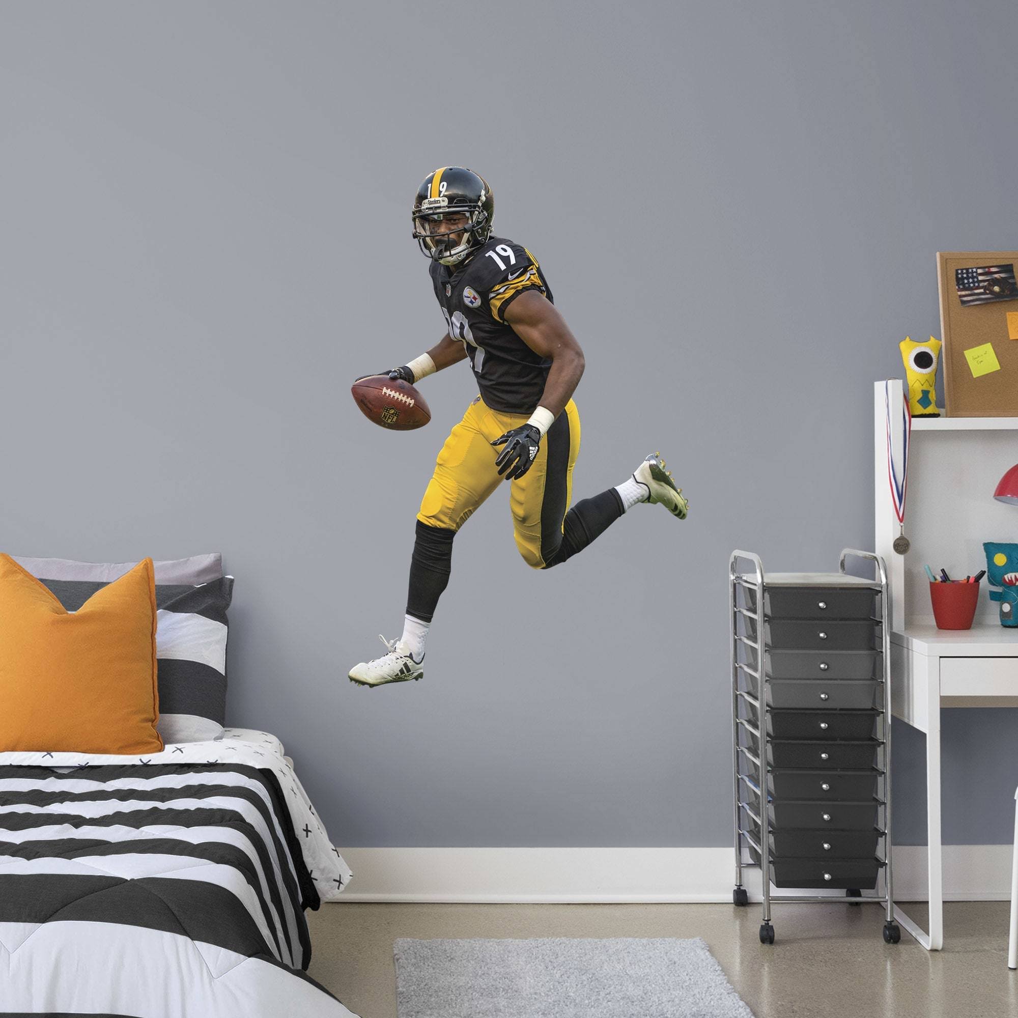 Officially Licensed NFL Removable Wall Adhesive Wall Decal F97668