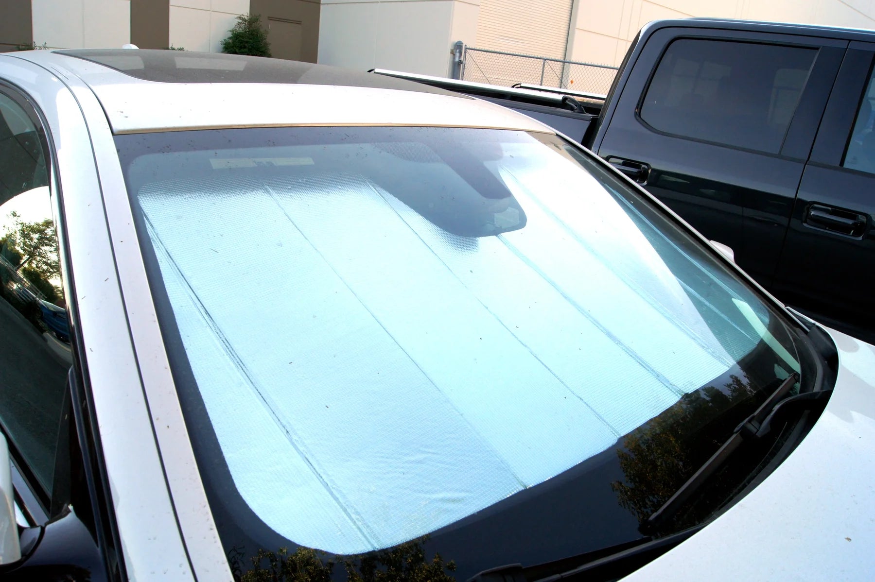 Custom Fit Windshield Sun Shade for Ford Edge L1896