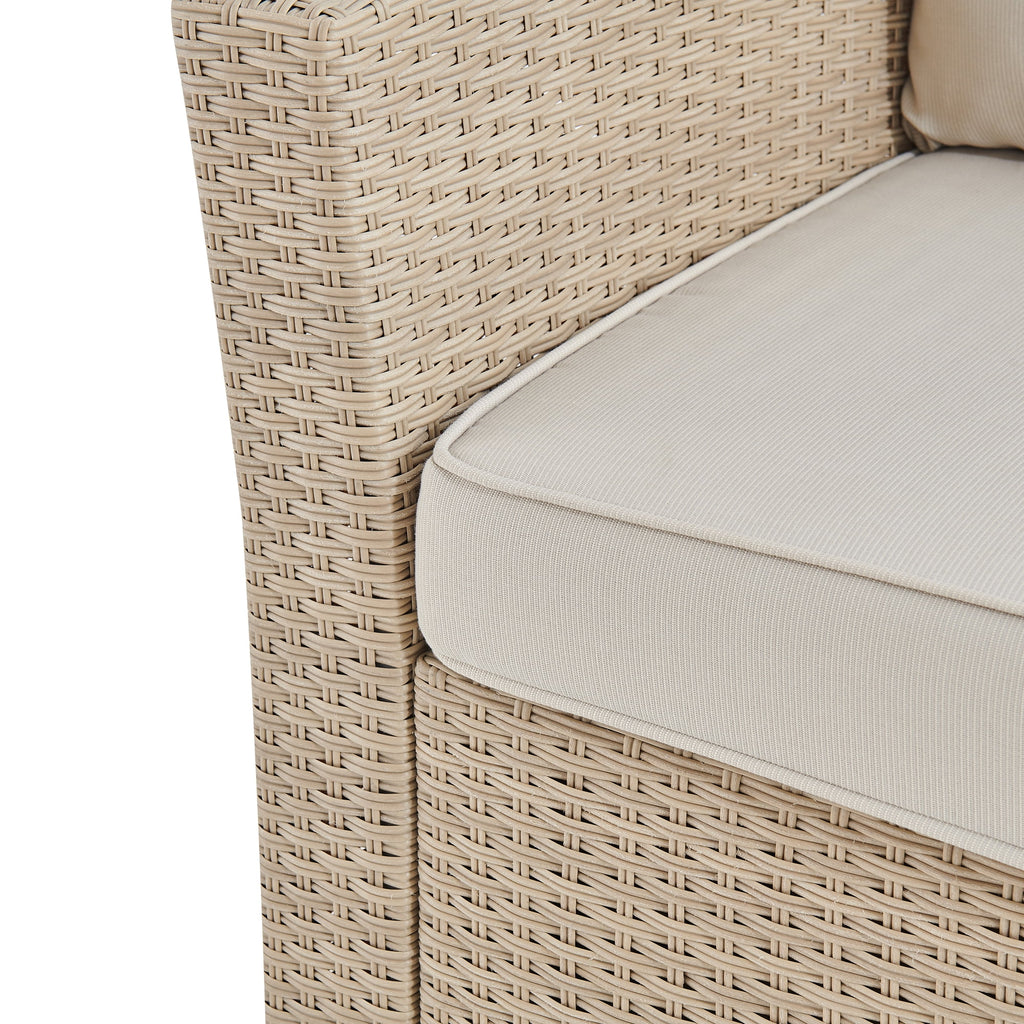 Wicker Outdoor Sofa with Cushions N573