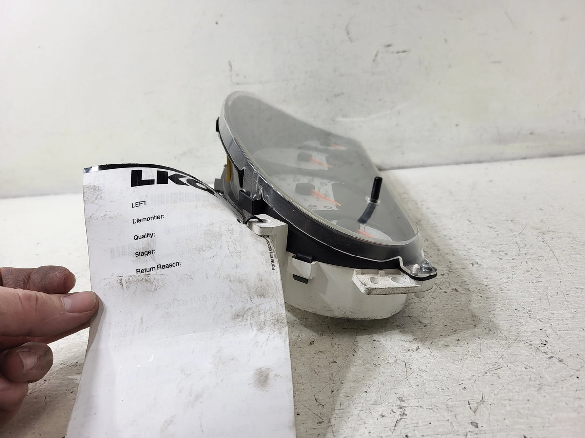 Pre-Owned 2006-2007 Dodge Caravan Speedometer Cluster 112k Miles O106