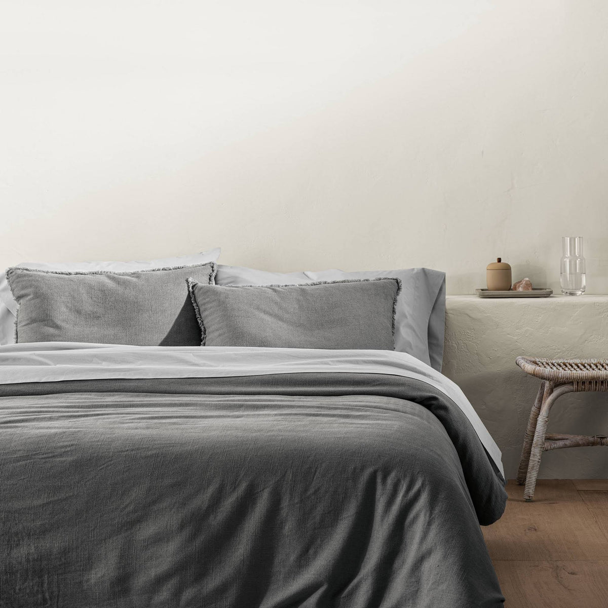 Full/Queen Linen Blend Comforter and Sham Set X2711