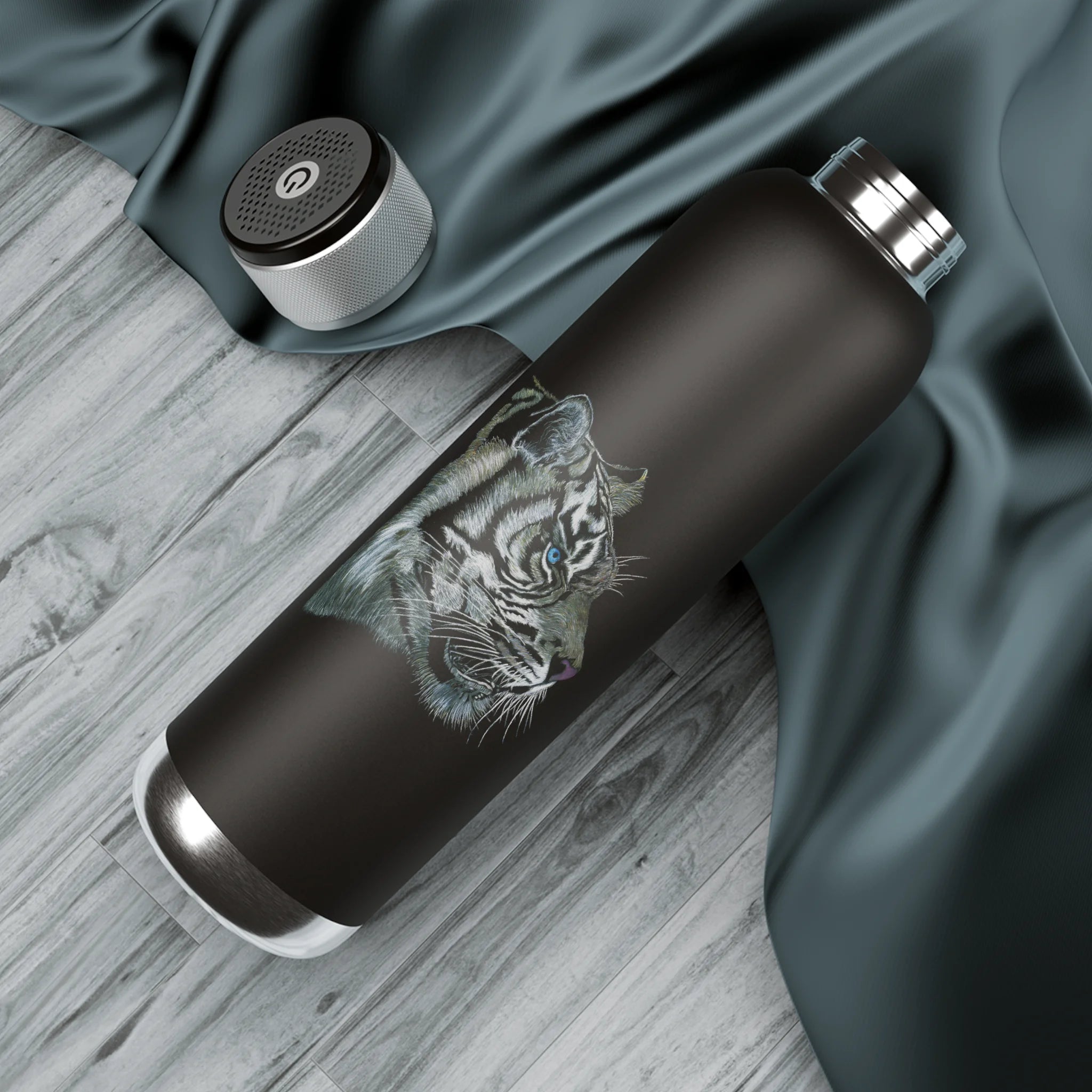 Insulated Bluetooth Water Bottle 22oz X676
