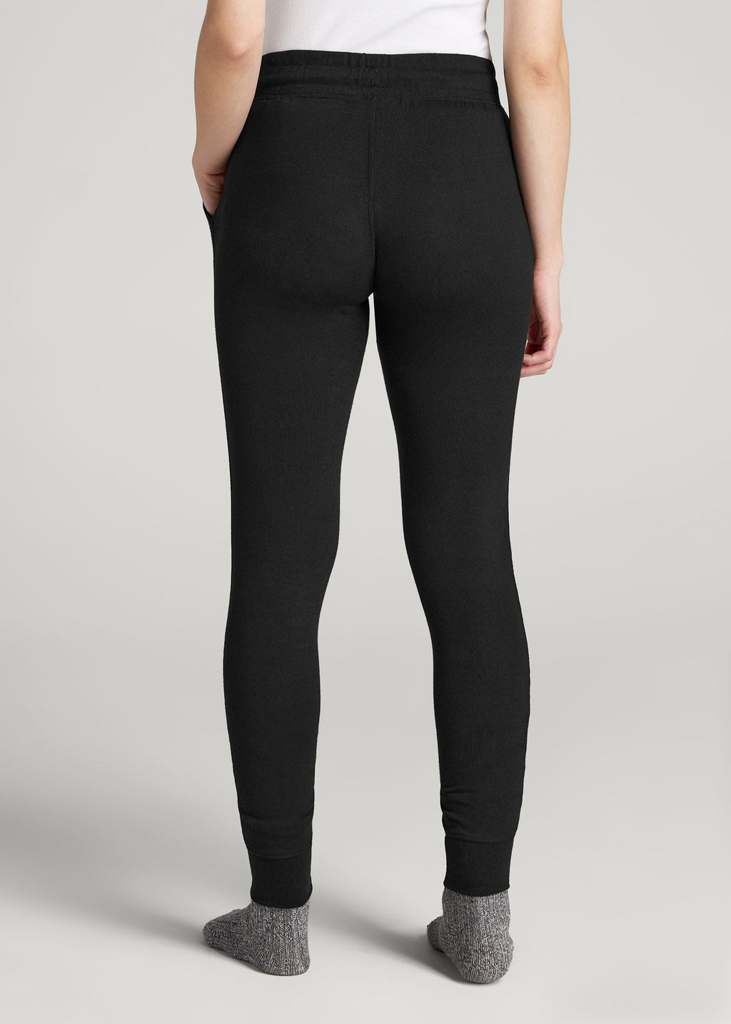 Cozy Lounge Joggers for Tall Women in Black