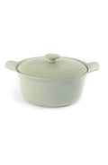 Cast Iron Covered Stockpot I767