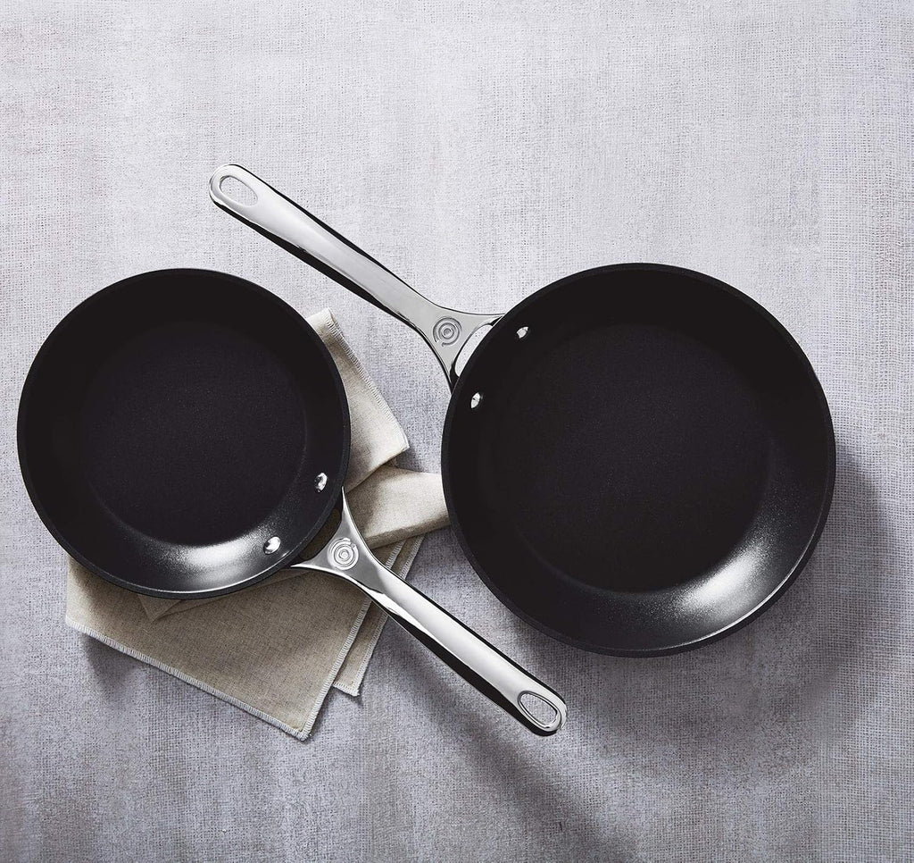 8 Piece Enameled Cast Iron Cookware Set with Nonstick Fry Pan K371
