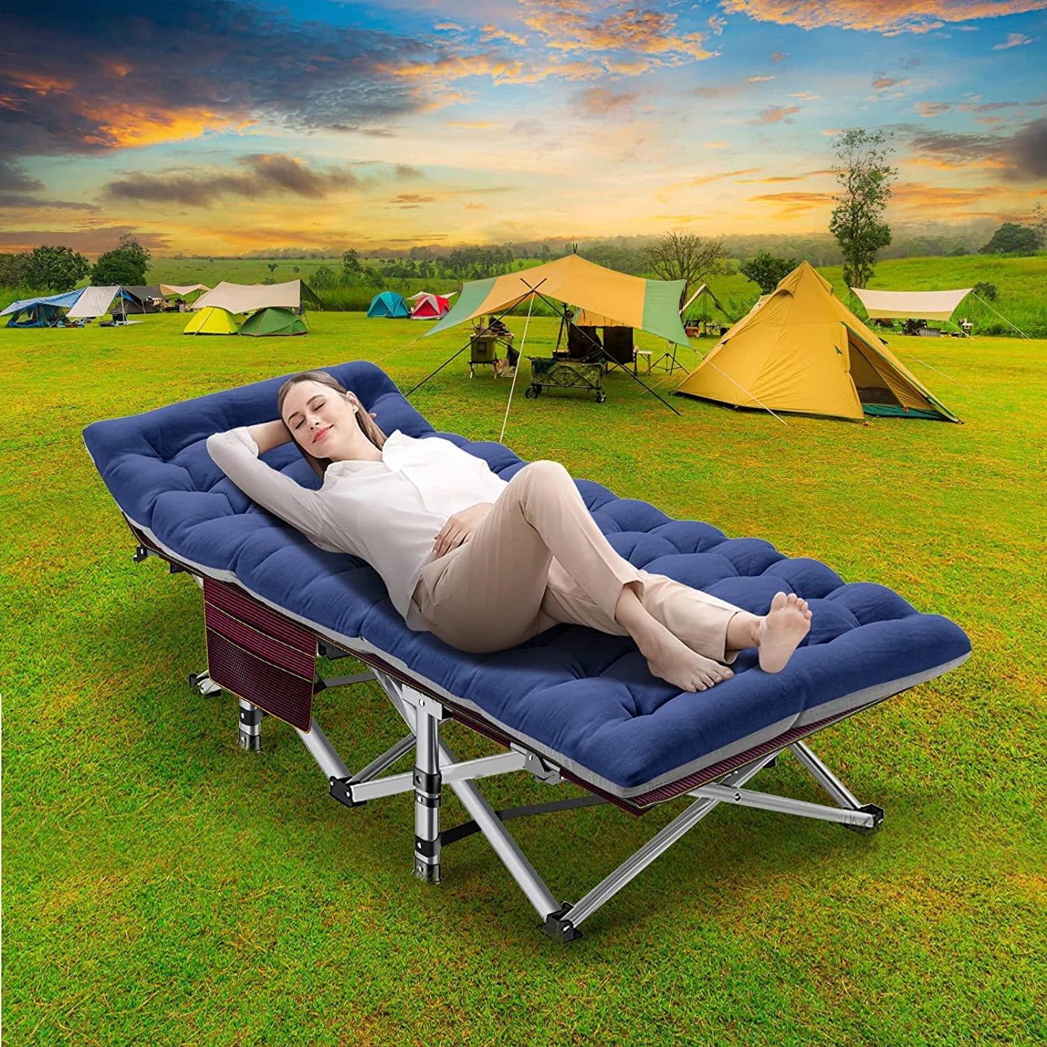 Folding Camping Cot with Cushion & Carry Bag M383131