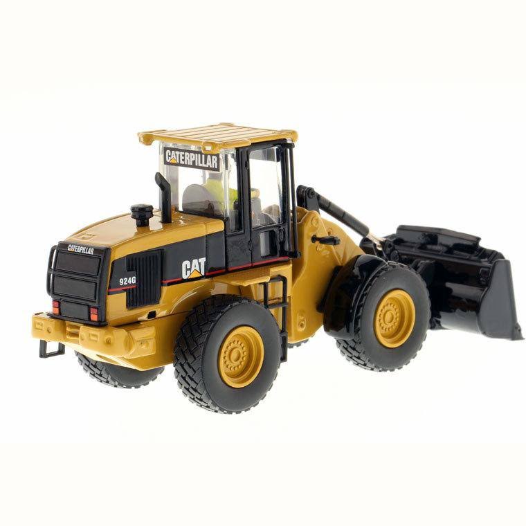 1/50 Wheel Loader with Operator L2980