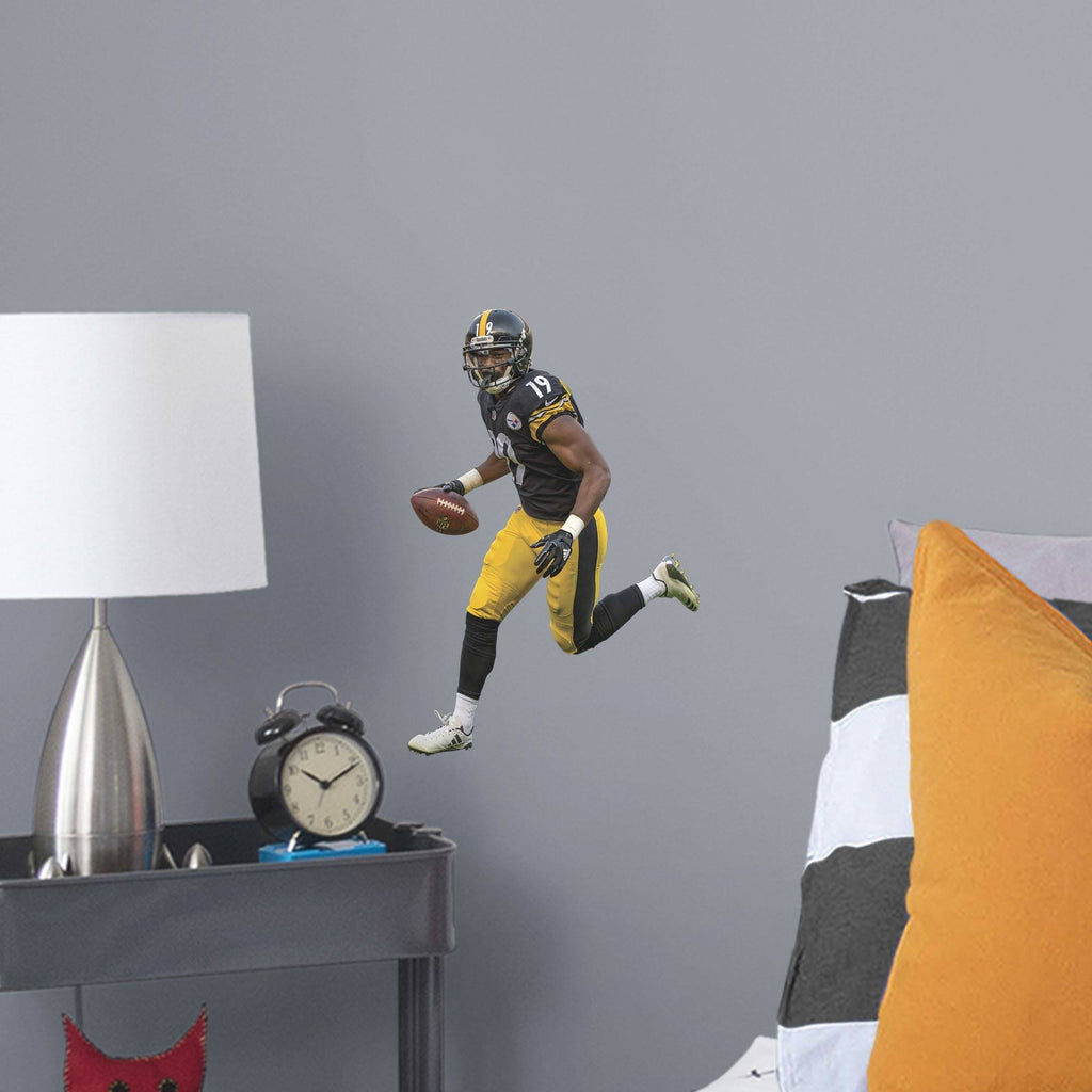 Officially Licensed NFL Removable Wall Adhesive Wall Decal F97668
