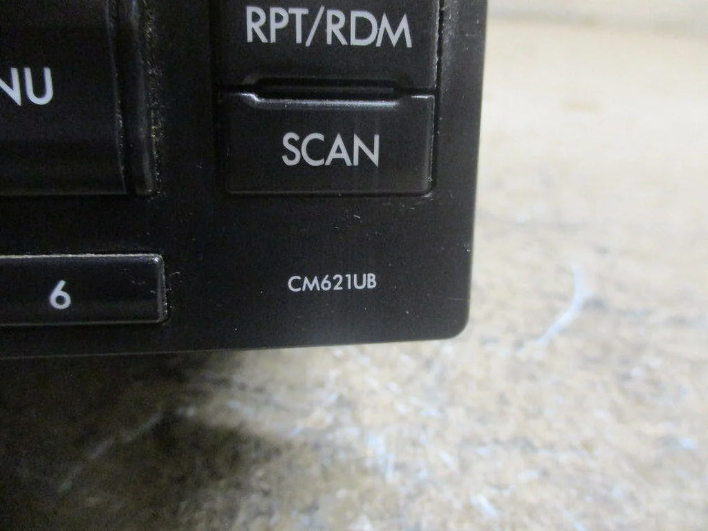 OEM Subaru Impreza CD MP3 WMA Player Radio D27329