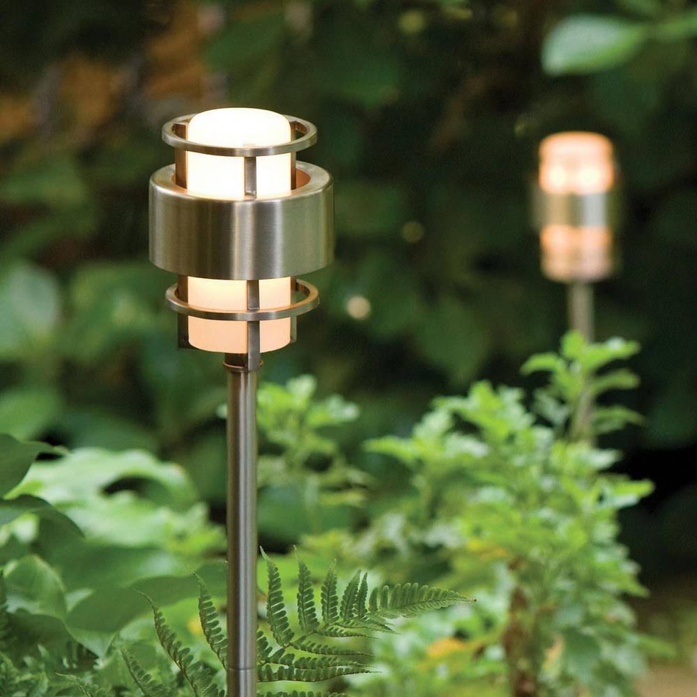 Metro Bronze Landscape Path Light V187