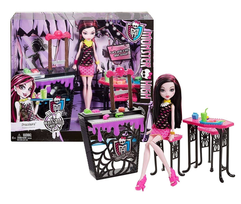 Beast Bites Cafe Draculaura Doll u0026 Playset B60304